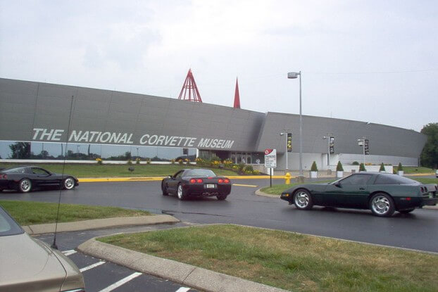 Image of the http://en.wikipedia.org/wiki/National_Corvette_Museum