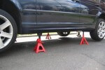 To replace or repair flat tires, a jack and stands is crucial.
Image Source: www.impee.co.uk