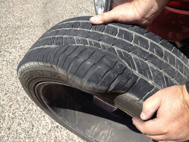 bulges tires 4404 When to Change Your Tires