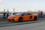 speeding Lamborghini image source - english.sina.com